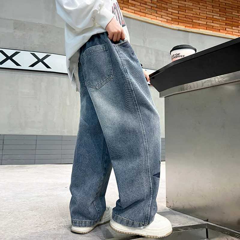 Korean Kids Boy Casual Thermal Jeans Clothes With Star Print Children Winter Warm Denim Pants Elastic Waist Thick Jeans Trousers W241227