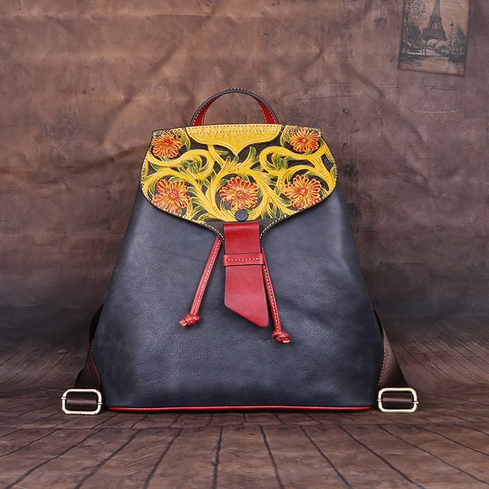 2023 New Women's Shoulder Cover Layer Leather Embossed Personalized Backpack Straight