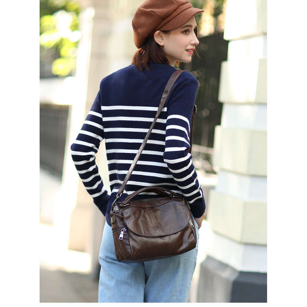 High Quality Red Grey Brown Black Top Grain Genuine Leather Small Women Handbag Lady Shoulder Messenger Bag Female Tote M8916