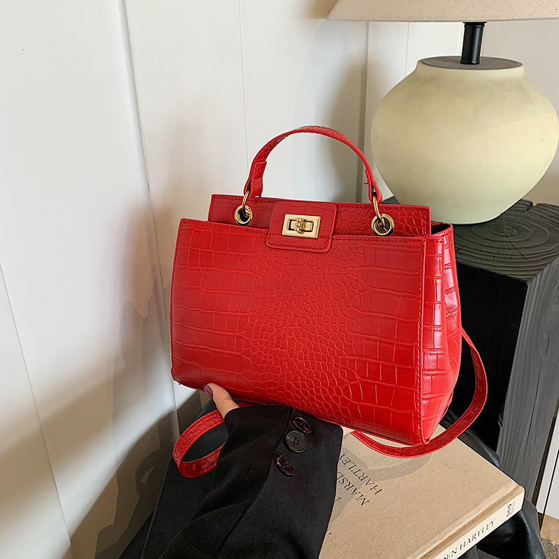 Korean version stone pattern 2025 new fashion designer niche handbag multifunctional temperament handbag chain crossbody bag