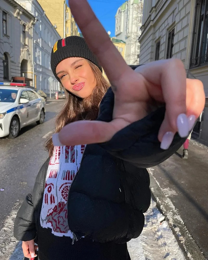 Womens Y2k Harajuku Abstract Architecture Pattern American ONeck Pullover Unisex Sweater Knitted WarmLoose Oversized Sweatshirt 241223