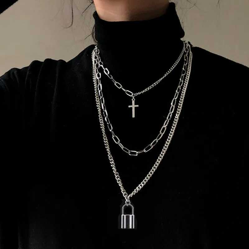 New Personality Cross Square Metal Multilayer Hip hop Long Chain Cool Simple Necklace For Women men Jewelry Gifts 19XJ241227