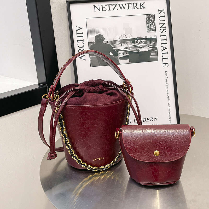 Women's Bags Retro Bucket Crossbody Bags For Women Oil-Waxed Leather 2-In-1 Chain Shoulder Bag Designer Purses And Handbags