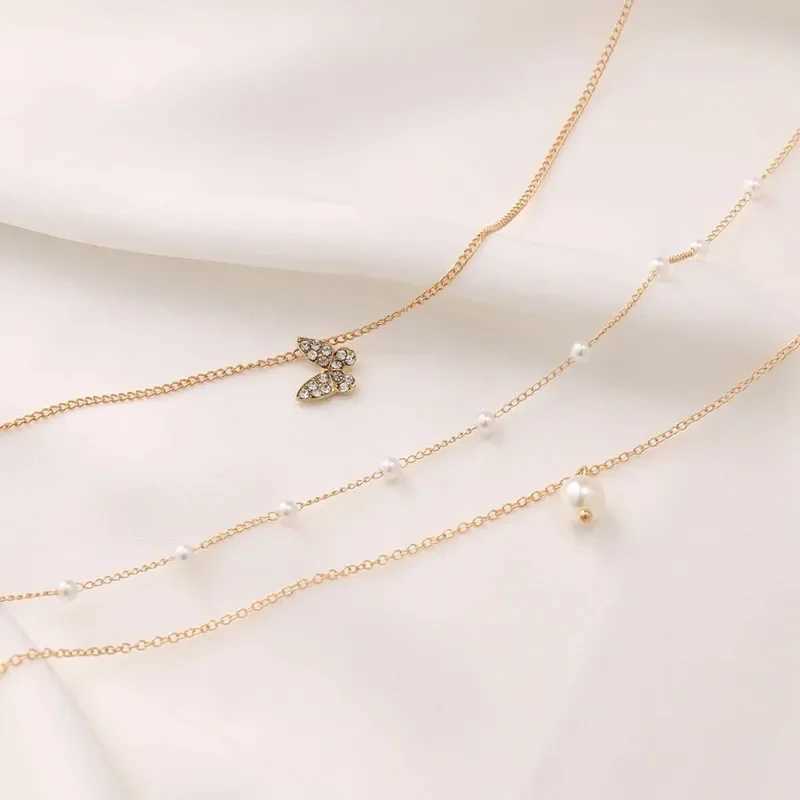 Fashion Butterfly Crystal Pearl Pendant Necklace Statement Clavicle Pearl Chain Layered Necklace Trend Butterfly Collar JewelryXJ241227