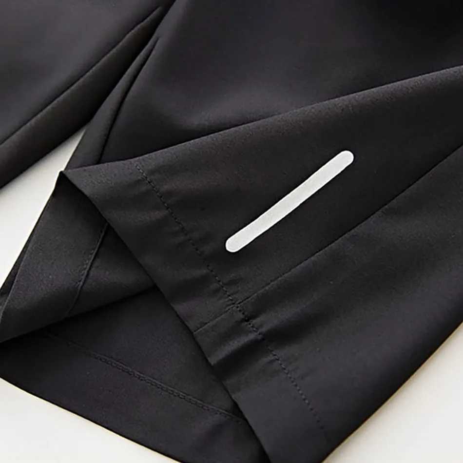 Childrens Boys New Ice Silk Shorts Summer Thin High Elasticity Solid Medium Large Comfortable Fashion Sports and Leisure Childrens Shorts W241227