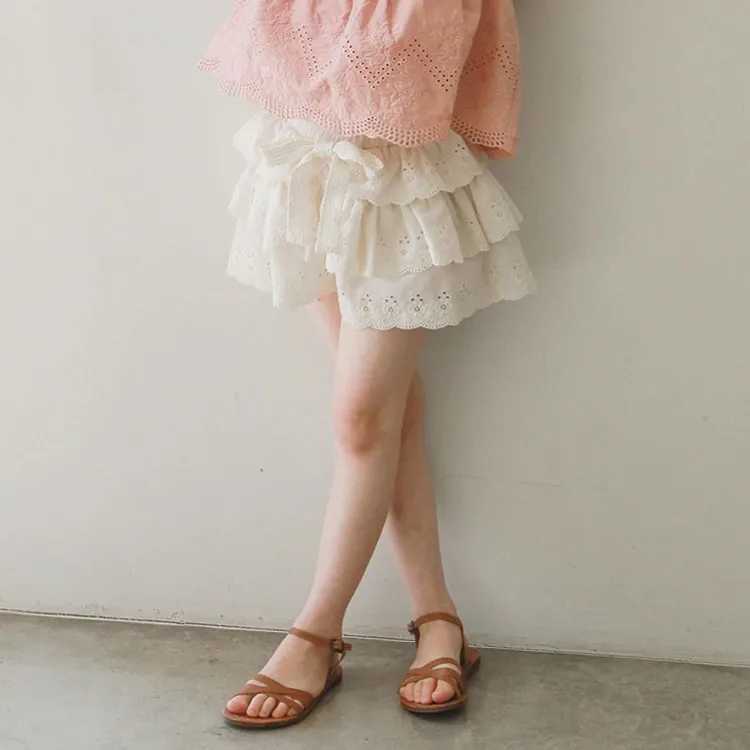 2024 Summer Korean Childrens Clothing Childrens Cutting Girls Multi layer Lace Culottes Shorts W241227