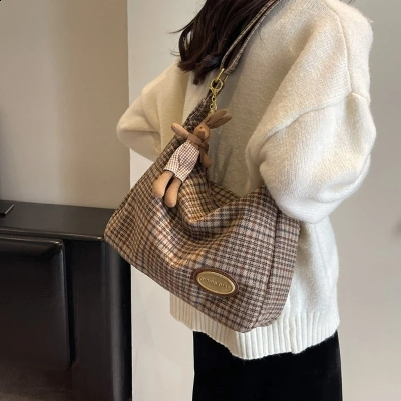 Versatile Shoulder Bag for Daily Use Crossbody Bags Functional Sling Handbag 241225