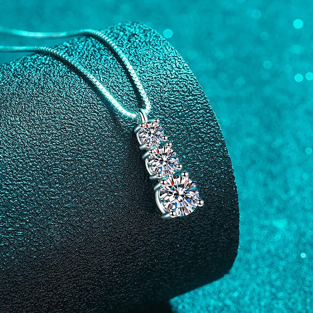 18CT 3Stone Pendant Necklace with Gra 925 Sterling Silver Sweater Neck Chain D Color Diamond Necklaces for Women 241226