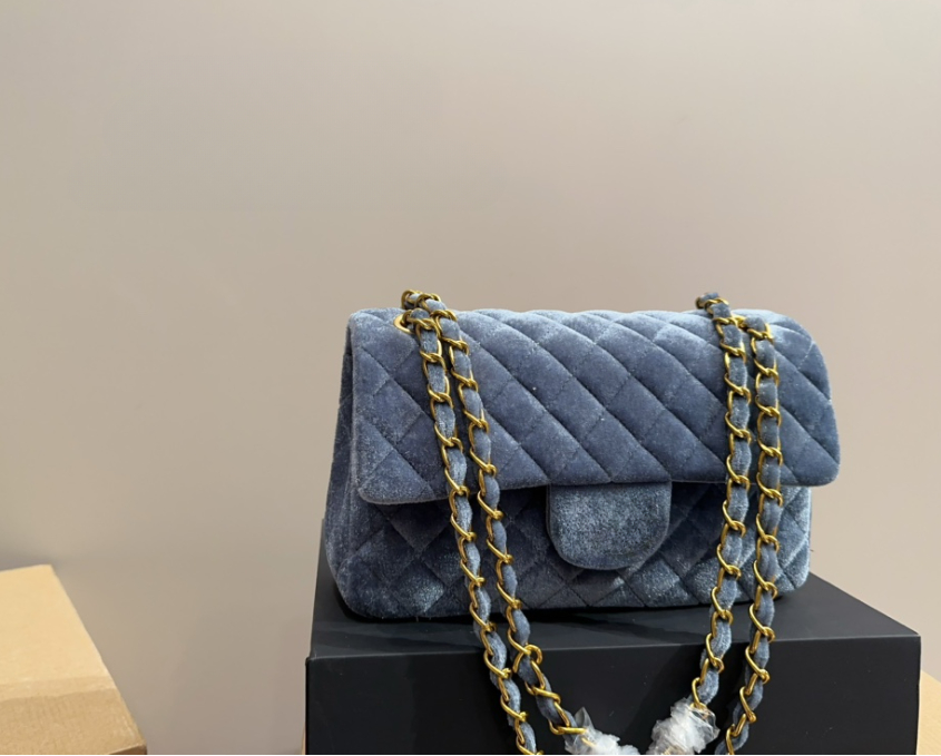 Designer Purses Fur Handbags Womens Socialite Shoulder Bags Chain Large Capacity Crossbody Bags Fashion Classic Messenger Bag With Box