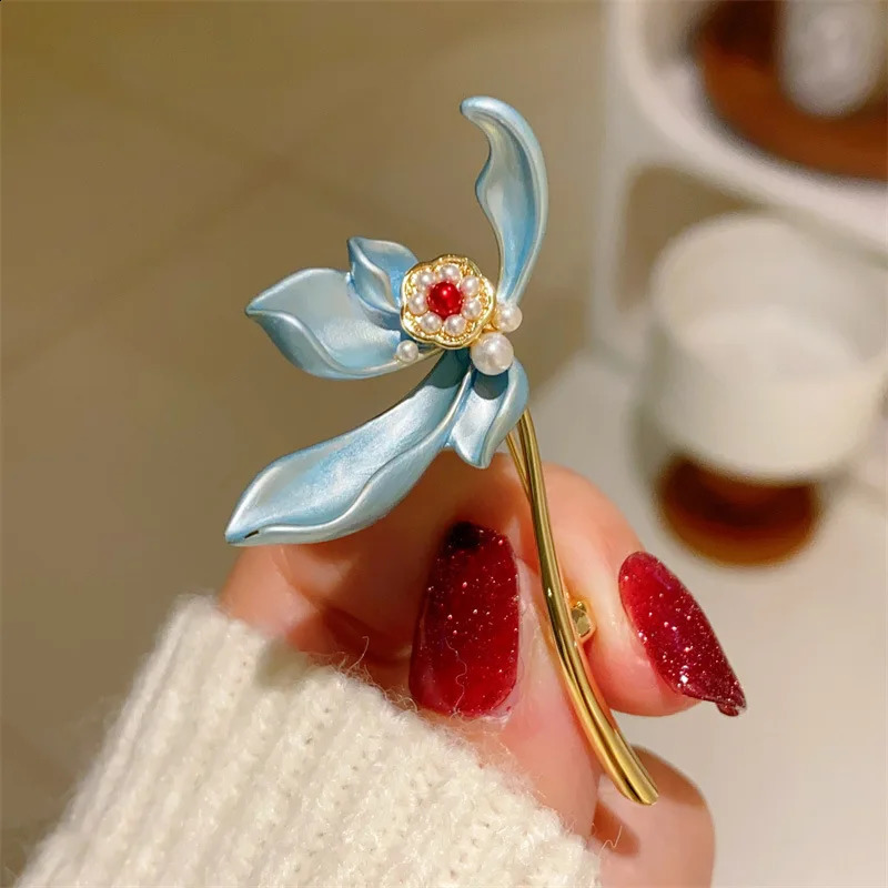 Cheongsam Brooch Silk Shawl Clip Chest Button Suit Corsage Pin Ornament Buckle Clothing Accessory Badge Breastpin Jewelry Gift 241227