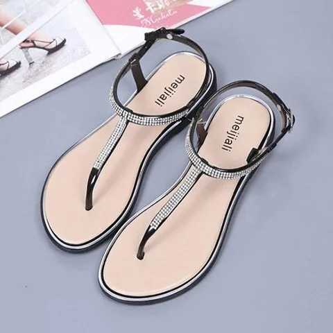 High Quality Rhinestone Sandals And Slippers New Female Tide Outer Wear Fashion Fairy Style Casual Korean Ladies Slippers Summer Tide T241227