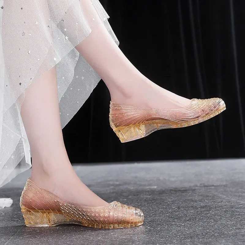 High Quality New Woman Shallow High Heel Crystal Shoes Womens Wedge Heel Sandals Jelly Breathable Slip-on mom Sandals T241227