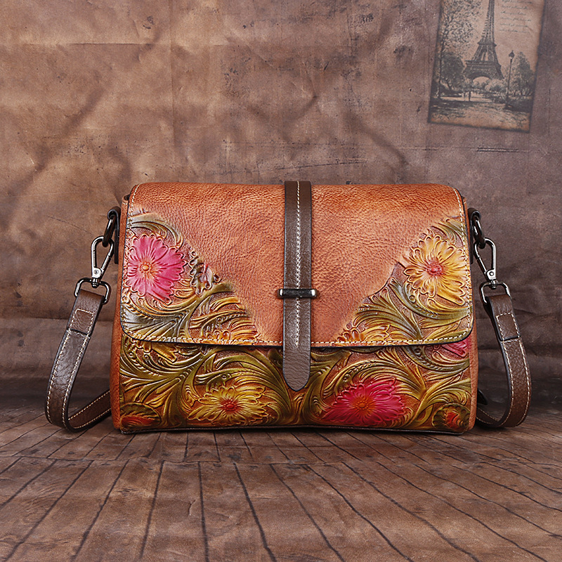 2023 summer new top layer cowhide single shoulder diagonal cross women's bag, embossed process straight