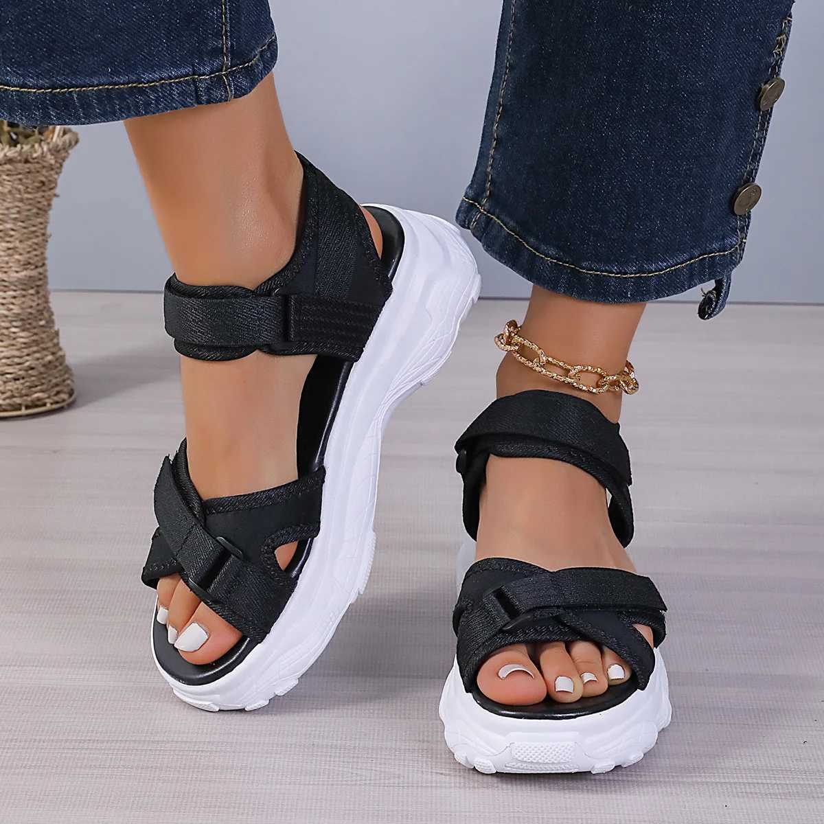 High Quality Fashion Womens Shoes Beige Heeled Sandals Muffins shoe All-Match Luxury Black Girls Beach Low New Sports Flat Summer Comfor T241227