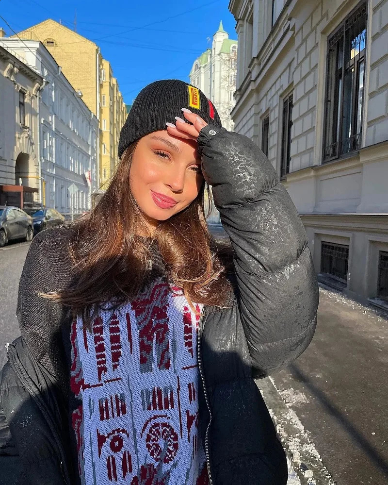 Womens Y2k Harajuku Abstract Architecture Pattern American ONeck Pullover Unisex Sweater Knitted WarmLoose Oversized Sweatshirt 241223