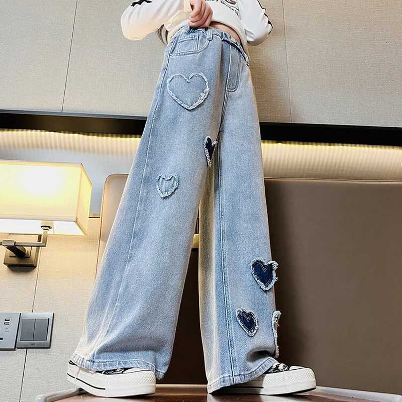 Girls Denim Wide Leg Pants with Heart Design Big Flare Pants Loose Jeans For Girls Casual Children Spring Childrens Clothes W241227
