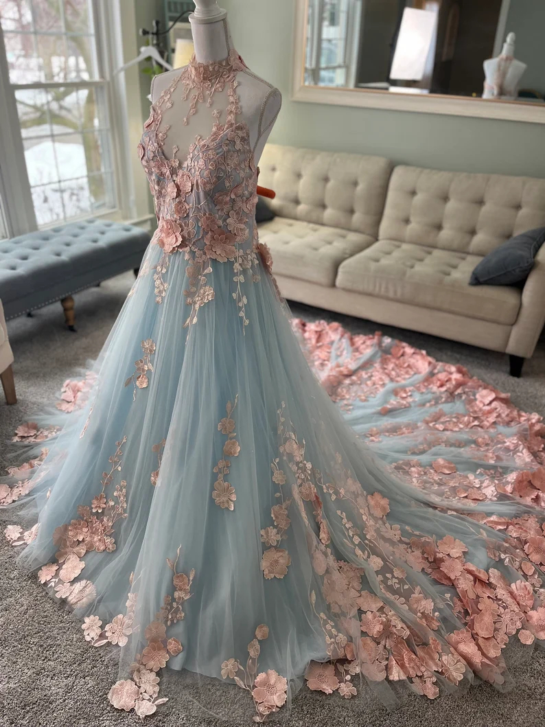 Romantic Floral Lace A Line Wedding Dresses Light Sky Blue And Pink Boho Bridal Gowns Sleeveless A Line Spring Summer Garden Bride Dress 2025