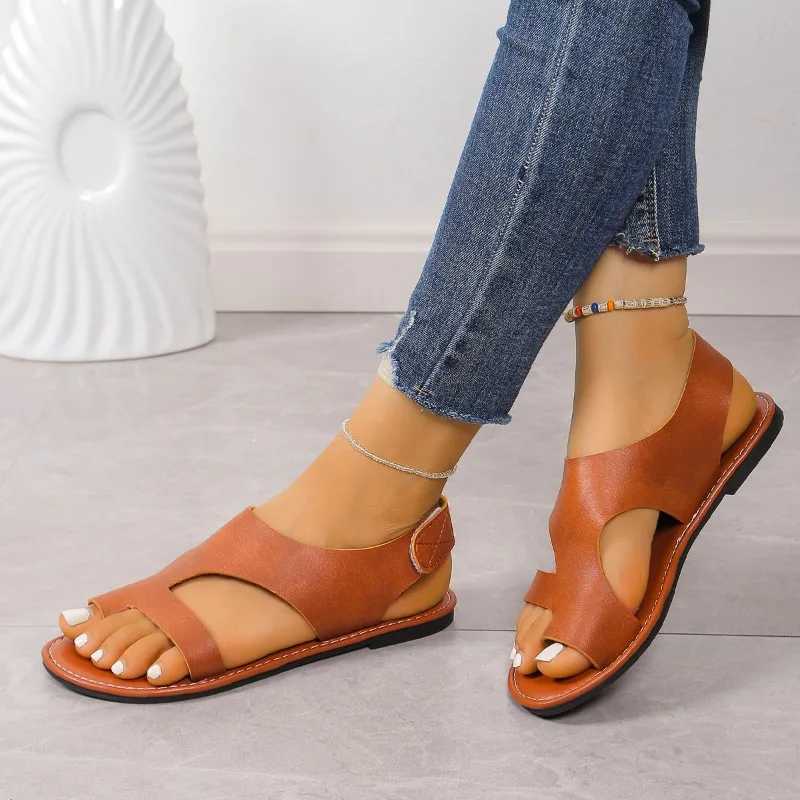 High Quality Hot Sale Shoes Female Summer Womens Flats Sandals New Solid Color Simple Casual Sandals 44 Size Ladies Flip Flop Sandals T241227