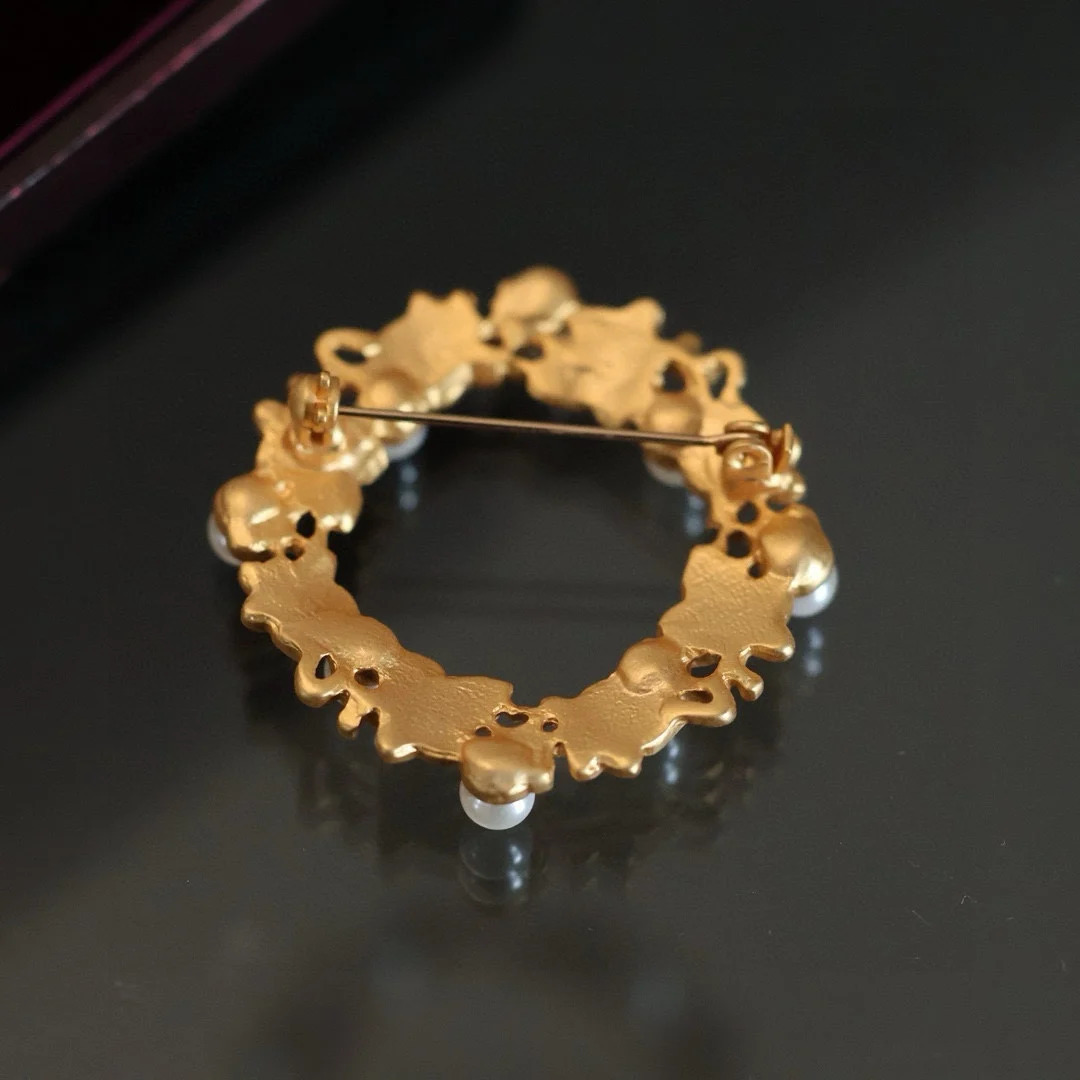 vintage pearl brooch medieval high class garland brooch 241227