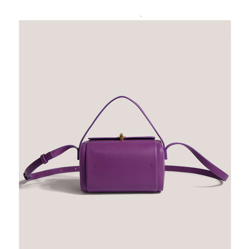 Same Light Luxury One Shoulder Crossbody for Women 2023 New Korean Handheld Box Small Square Bag