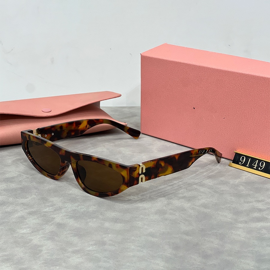 Designer senior Fashion brand Sunglasses for Womenss Brand Sunglasses Polarized Glasses High Quality Protect eyes 7 Color Option