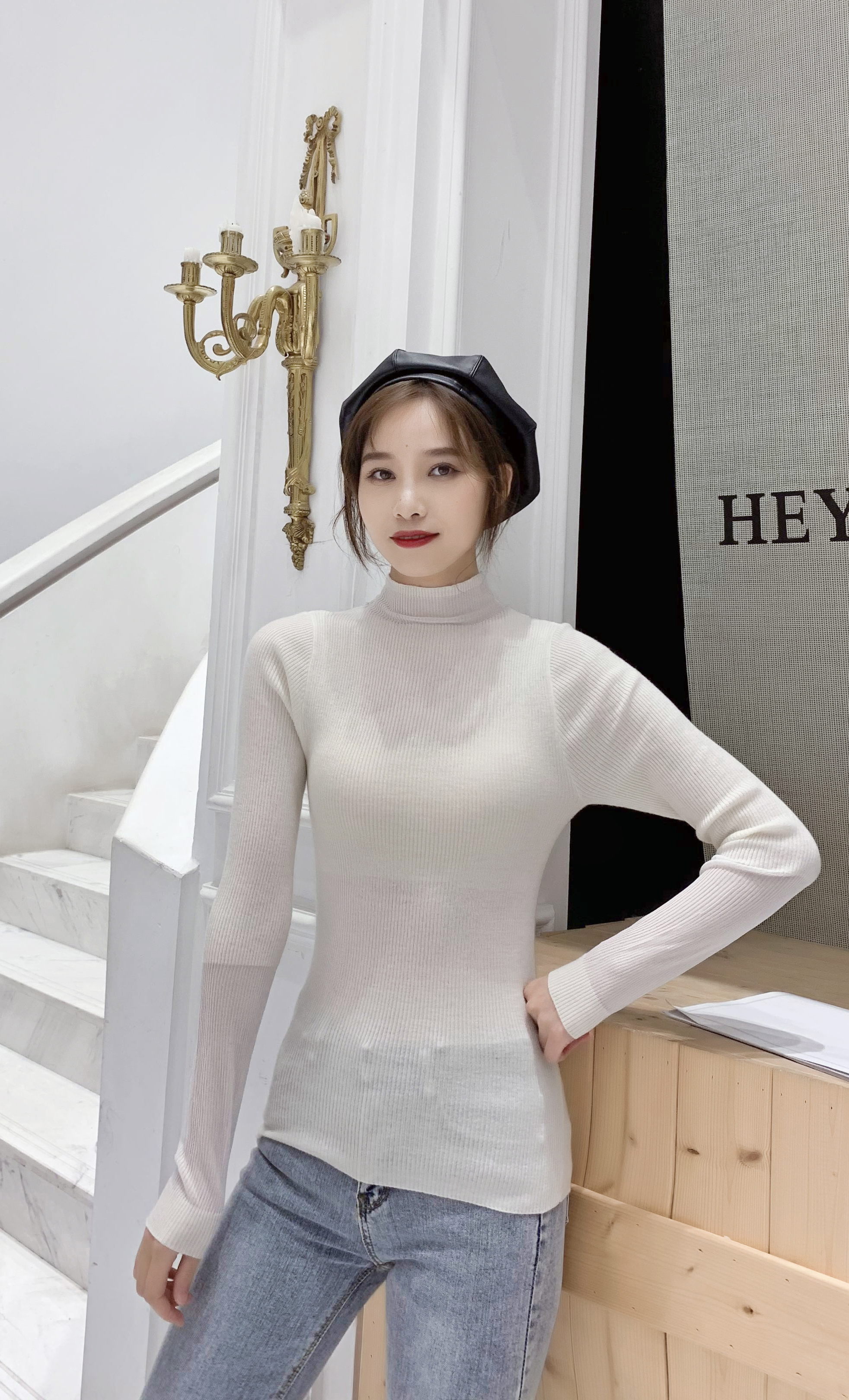Women's Chic Slim Fit Wool Pullover Cozy & Stylish Fall Outerwear