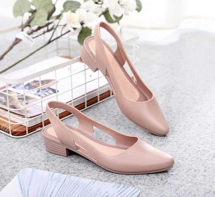 High Quality Jelly Sandals Women Pointed Toe Chunky Flip Flops Slingback Casual Candy Skidproof Beach Shoes Women Sandals T241227