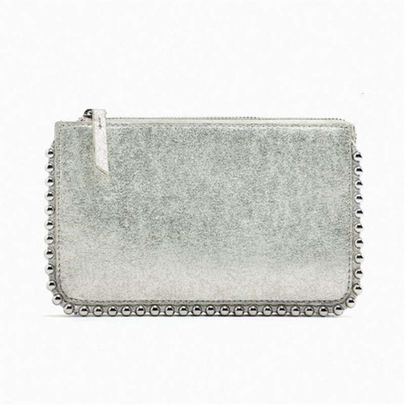 Z Women's 2025 New Chain Texture Square Versatile Fashion Rivet Decoration Black Single Cross Shoulder Small Bag