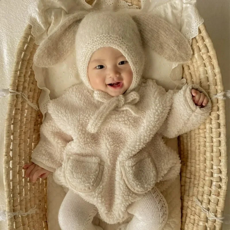 Autumn Winter Infant Toddler Girls Boys Double-sided Plush Pocket O-neck Shoulder Buckle Bodysuit Baby Warm Jumpsuit A9395 241226
