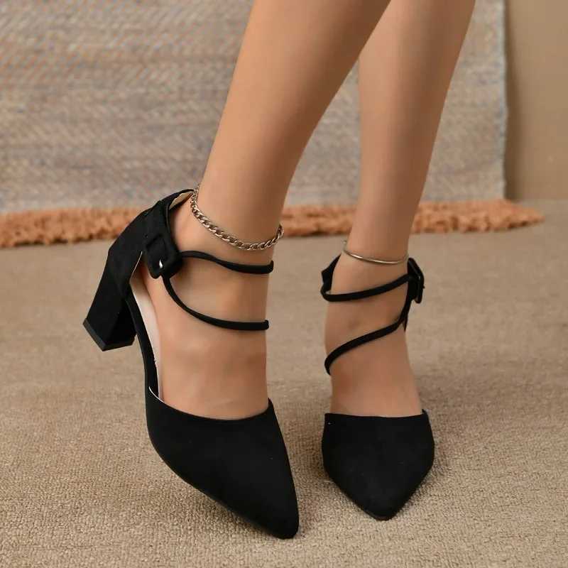 High Quality High Heel Hollow Fashion Womens Shoes Summer New Large Size Pointed Thick Heel Womens Sandals T241227