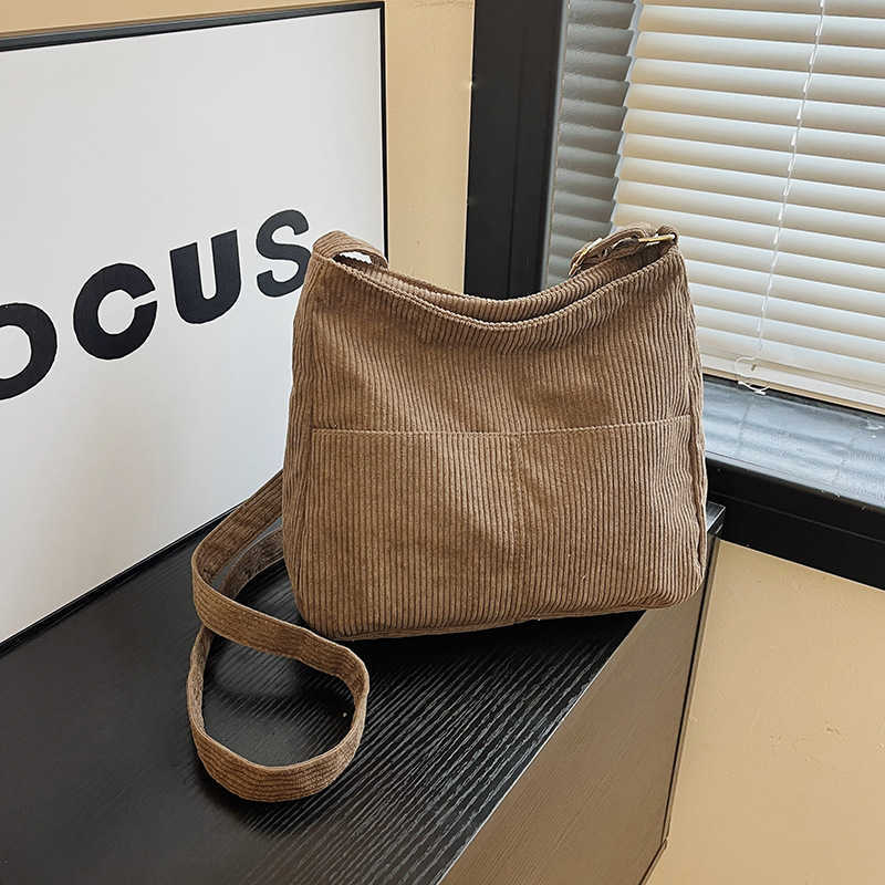 2024 New Corduroy Simple Street Casual Shoulder Bag Fashionable and Stylish Double Tote for Women 241227