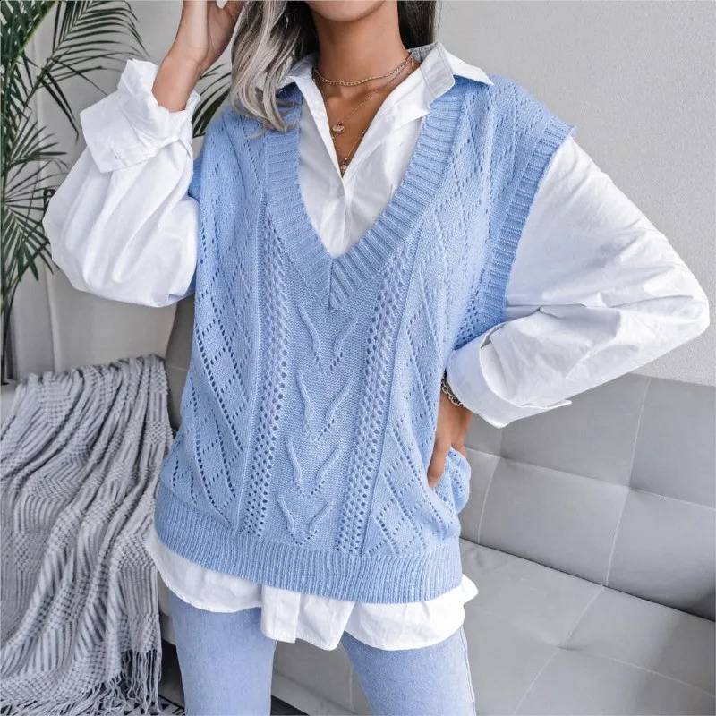AutumnWinter 2024 Fashion Hollow out Fried Dough Twists Vneck Knitted Vest Solid Sweater Womens Wear 241223