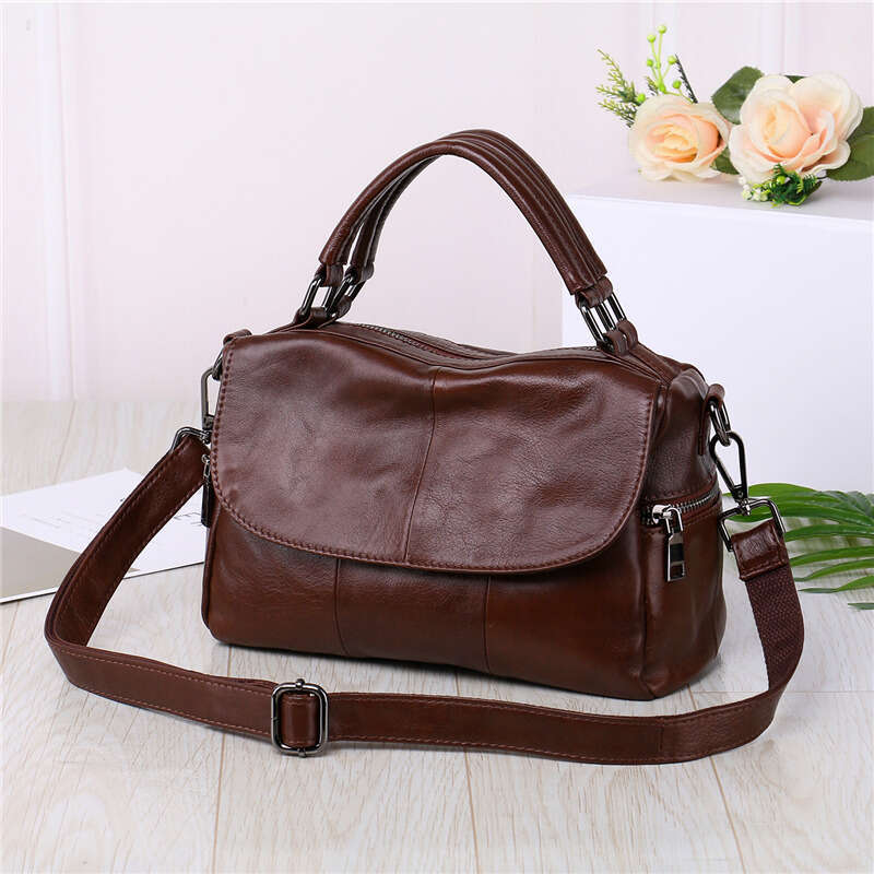 High Quality Red Grey Brown Black Top Grain Genuine Leather Small Women Handbag Lady Shoulder Messenger Bag Female Tote M8916