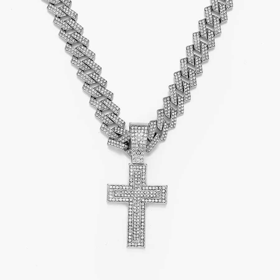 Mens and womens shiny cross pendant necklace with Cuban chain hip-hop crystal shiny fashion exquisite jewelry giftXJ241227