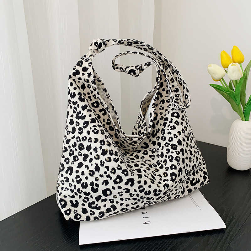 White rabbit leopard print little white rabbit ins modern cloth bag Japanese cloth bag simple Korean female single shoulder messenger bag leisure bag