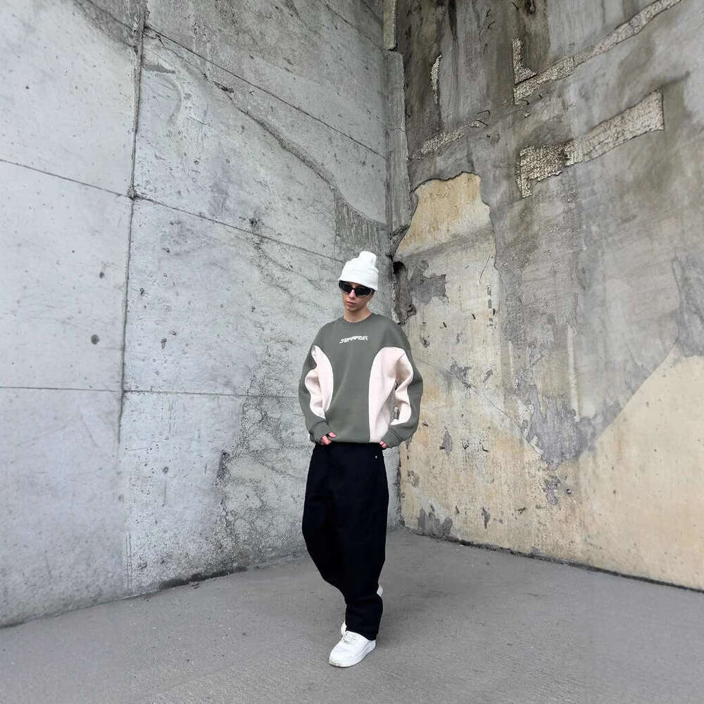 Alphabet solid color contrasting round neck sports street Y2K interior warm men's and women's styles