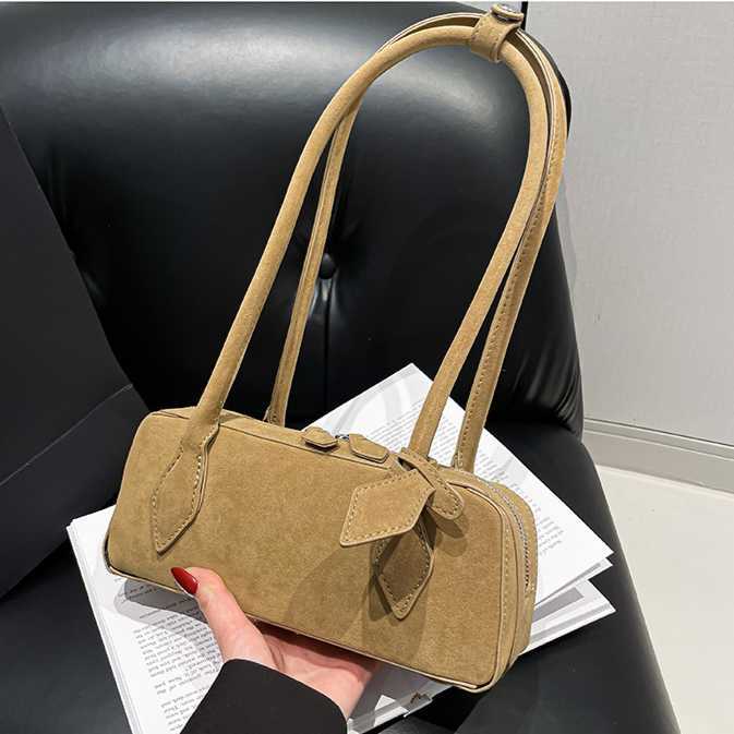 Maillard style versatile suede baguette bag women winter long handled single shoulder armpit bag 241215