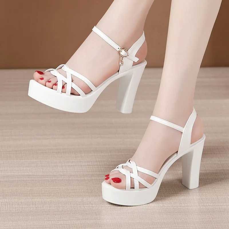 High Quality Size 32-43 Woman High Heels Sandals Ladies Summer Women Office Party Shoes Female Patent Leather Platform Heel Elegant Sandals T241227