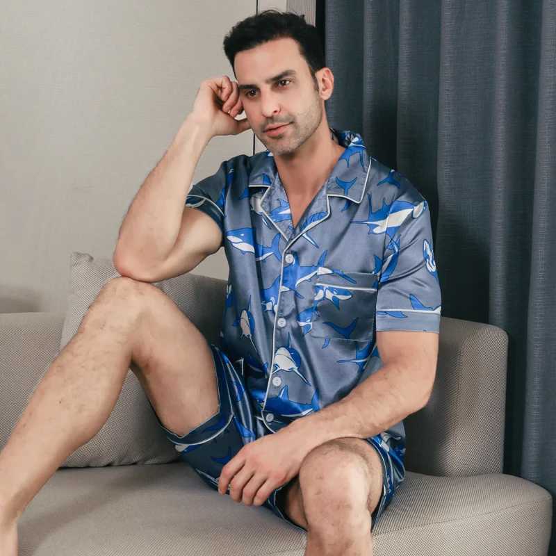 Mens pajamas short sleeved summer ice silk home clothing mens summer casual thin cardigan can be worn as a set home clothingXJ241227