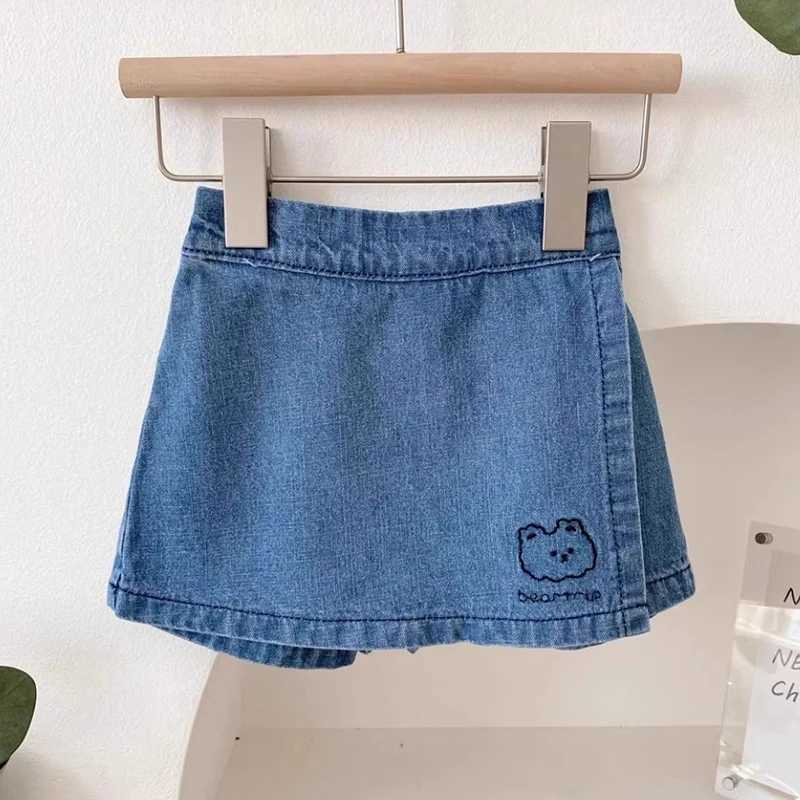 Girls Denim Culottes 2-8 Y 2024 New Summer Casual Childrens Skirt Kids Cute Embroidered Bear Shorts Korean Style W241227