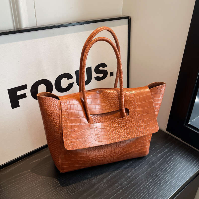Women's Bags Pattern Women Handbag With Short Handle Shoulder 2024 New Designer Large Capacity Travel Bag Trend Tote Momei