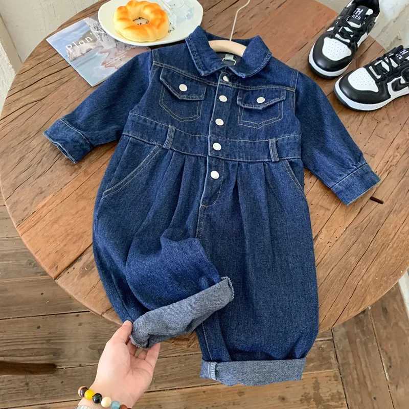 2024 Baby and toddler jeans jumpsuit boys and girls denim jacket fashionable childrens one-piece long sleeved jumpsuit casual children W241227