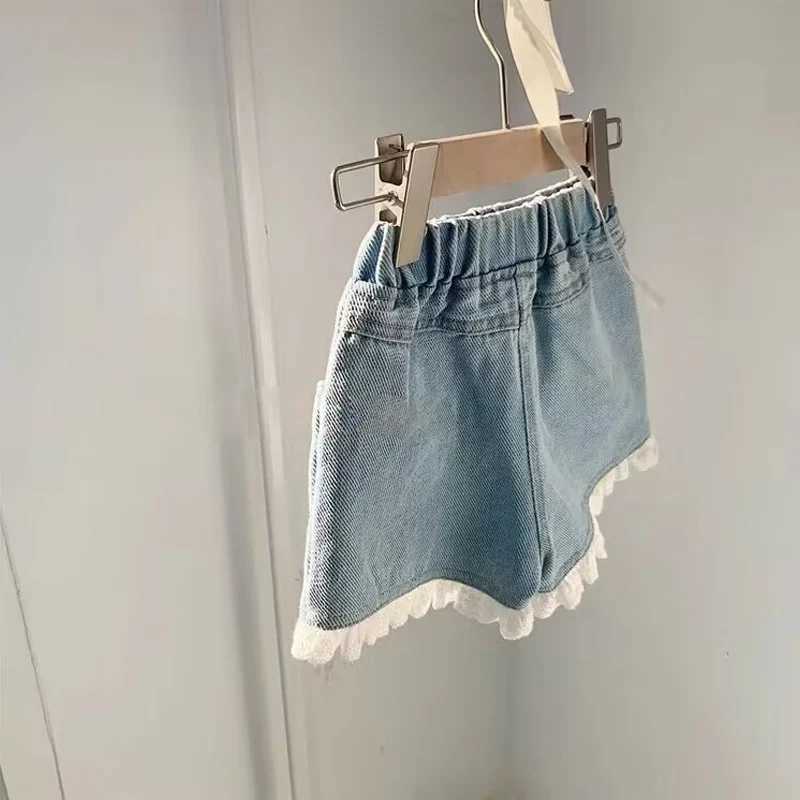 2024 Summer New Girls Shorts New 3-12 Year Old Childrens Pants Cute and Sweet Lace Girls Denim Shorts W241227