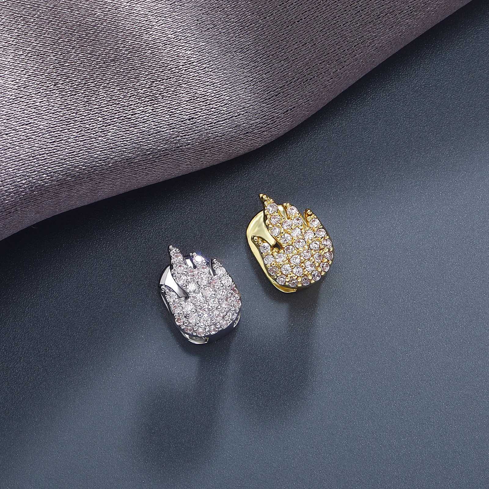 JINAO NEW 2024 Hip Hop Teeth Grillz Men Women d Out Fire Single Tooth C Dental Grill Punk Rper Halloween FLame Cosplay W241227