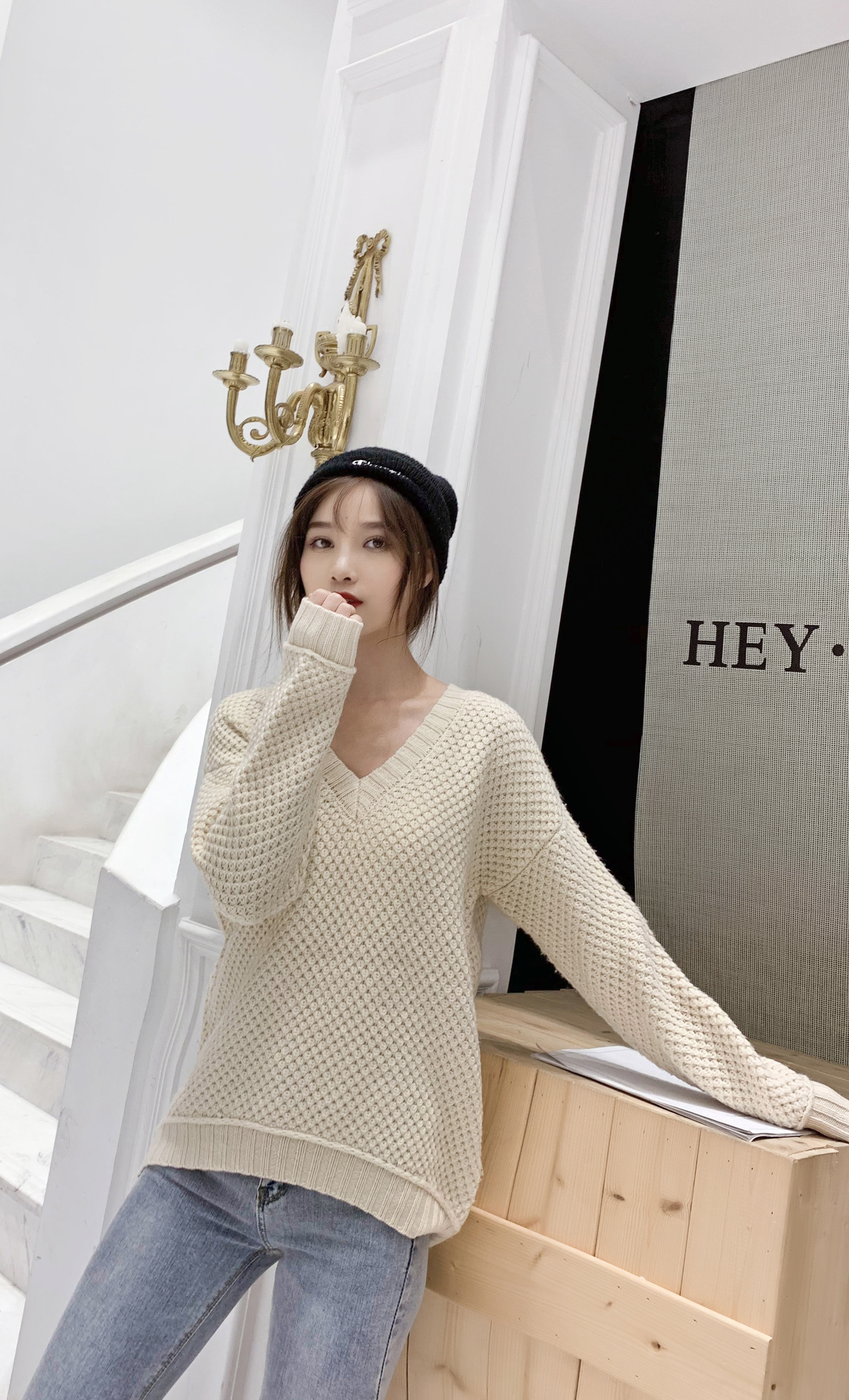 Women's Chic Slim Fit Wool Pullover - Cozy & Stylish Autumn Knitwear