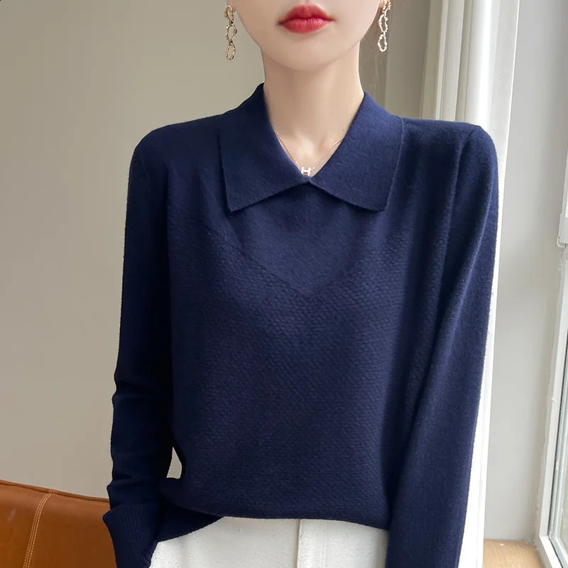 2024 AutumnWinter Flip collar Cashmere Sweater Women Knitted Loose Fashion 241223