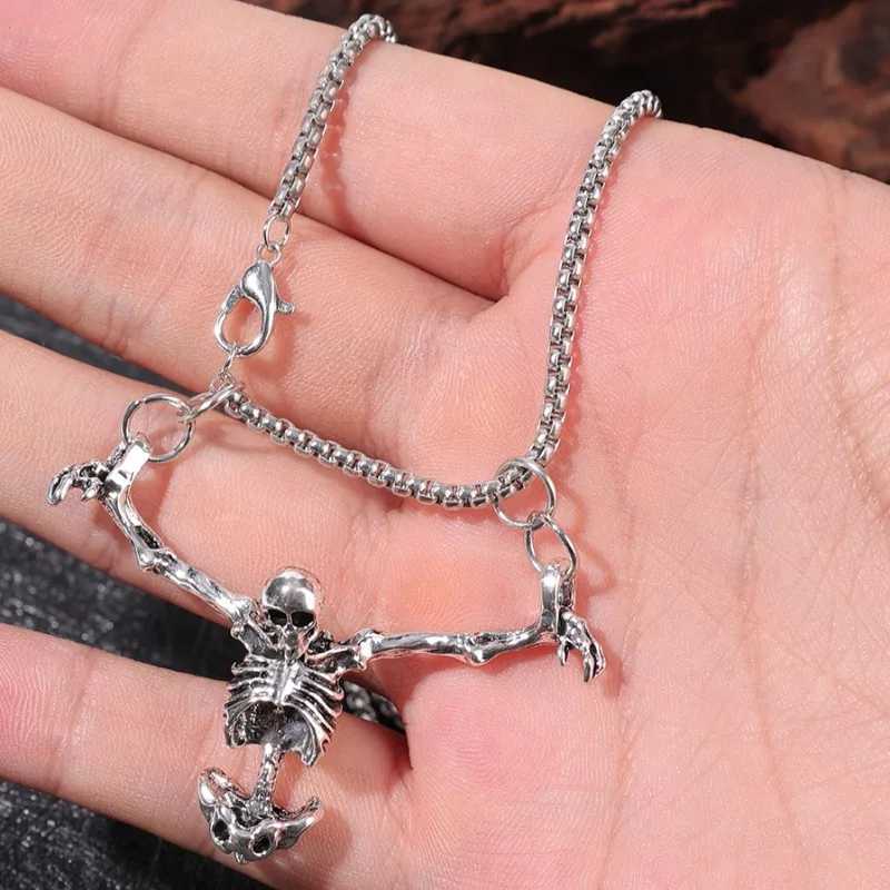 Halloween Dark Skull Pendant Necklace Retro Gothic Adjustable Chain Alloy Necklace Punk Human Skeleton Jewelry Pendant ChainXJ241227