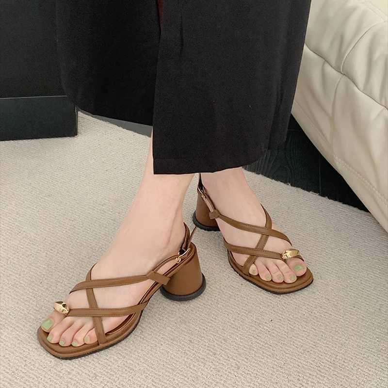 High Quality Sandals Designer New Dress Women Metal Decoration Ladies Narrow Band Thick Heels Female Shoes Outside Party Clip Toe T241227