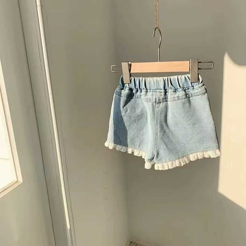 2024 Summer New Girls Shorts New 3-12 Year Old Childrens Pants Cute and Sweet Lace Girls Denim Shorts W241227