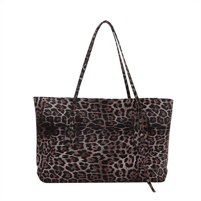Autumn and Winter Large Capacity Leopard Pattern Tote Bag for Women 2024 New Fashion Commuter Single Shoulder Tote Bag Casual Bag 241227